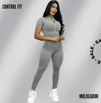 Enterizo Control Fit - Manga Corta con Cierre en Gris.
