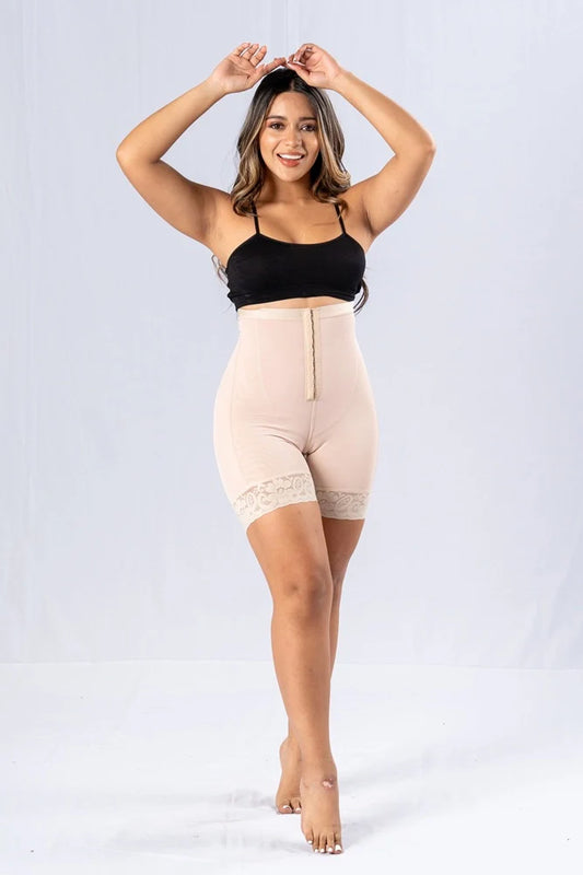 Short con Broche Tiro Alto - Cautivadoras