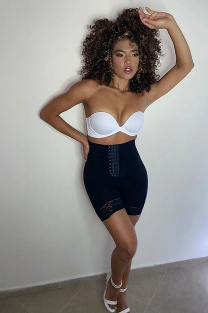 Short con Broche Tiro Alto - Cautivadoras